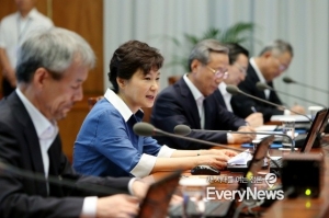 박 대통령 “국정원 도움으로 선거 하지 않았다”