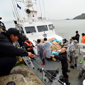 세월호 민간잠수부, 생존자 의혹 폭로…진실은?