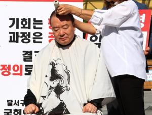 강효상 의원 “지역구 공천 위해 위기에 빠진 한국당에 말 한마디 못하는 전직 기자”