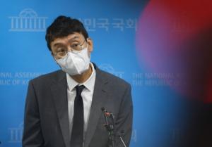 ‘고발사주 의혹’ 김웅 “고발장 내가 작성 안해”…劉캠프 대변인 사퇴